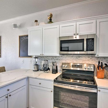 Coastal Surfside Beach House Walk To The Ocean! Экстерьер фото