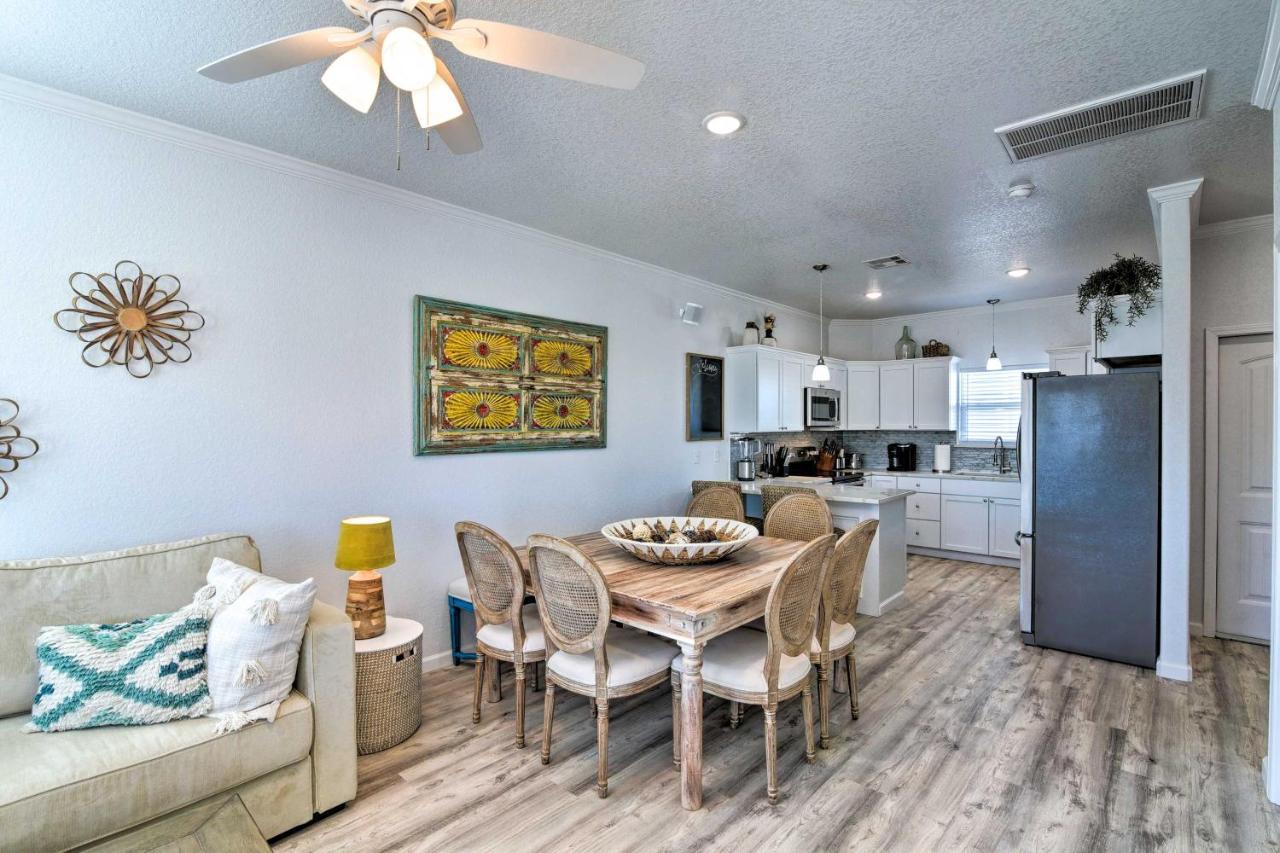 Coastal Surfside Beach House Walk To The Ocean! Экстерьер фото